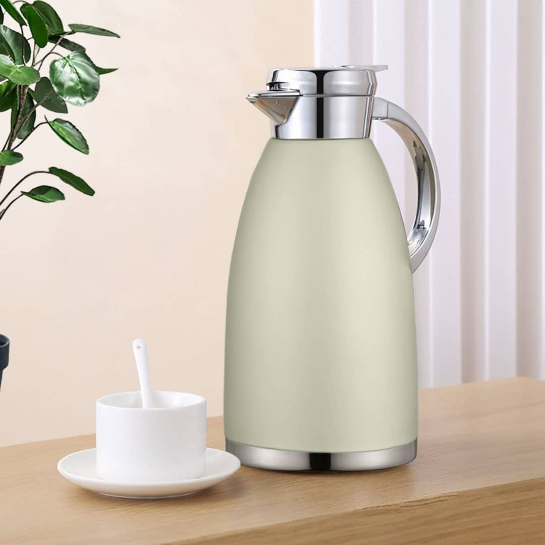 Soga 1.8L Gold Color 3-Layer Vacuum Insulated Stainless Steel Flask - Image 3