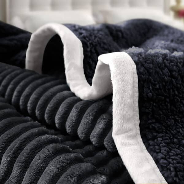 SOGA 2X Black Throw Blanket - Image 5