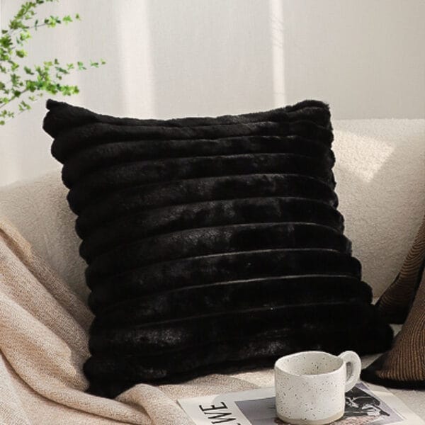 SOGA 2X 45cm Medieval Raised Pattern Fringed Velvet Pillowcase - Image 7